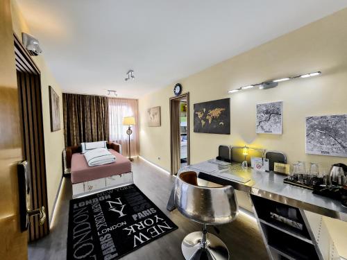 فندق روسليه (Hotel Rossle) in دوبيل فندق روسليه (Hotel Rossle) in دوبيل