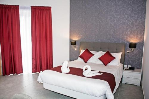 Fisherman's Cove Guesthouse in Marsaxlokk Fisherman's Cove Guesthouse in Marsaxlokk