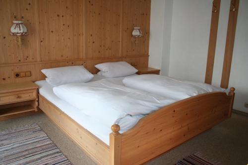 This photo about Gastehaus Sonnenbichl shared on HyHotel.com