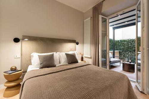 Apartments Florence -The Tangerine Arcade with view