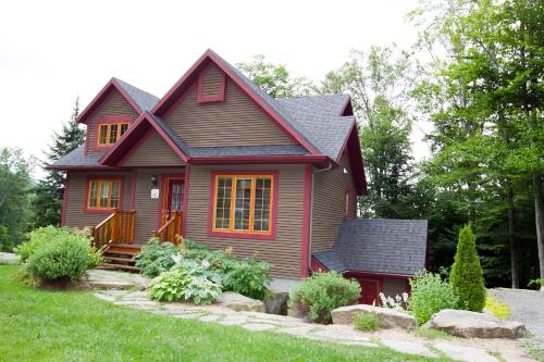 Chalets Alpins- 4 Chemin des Montagnards in Stoneham (QC) Chalets Alpins- 4 Chemin des Montagnards in Stoneham (QC)