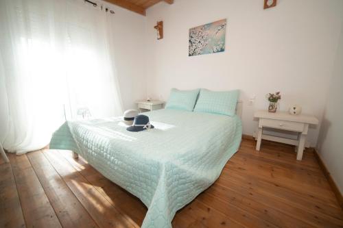 Julia's Holiday House