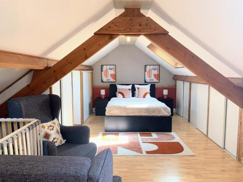 COQUELICOT - Spacieuse maison 172m2 - 4 chambres - Parking Prive & Wifi Gratuit in Yerres COQUELICOT - Spacieuse maison 172m2 - 4 chambres - Parking Prive & Wifi Gratuit in Yerres