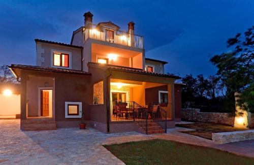 Ferienhaus für 12 Personen in Cukrici, Istrien Westküste von Istrien (Ferienhaus fur 12 Personen in Cukrici, Istrien Westkuste von Istrien) in 沃德年 Ferienhaus für 12 Personen in Cukrici, Istrien Westküste von Istrien (Ferienhaus fur 12 Personen in Cukrici, Istrien Westkuste von Istrien) in 沃德年