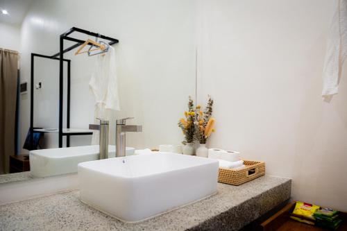 Bahandi Hotel in Siargao Island Bahandi Hotel in Siargao Island