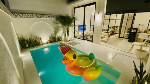 Villa Two Bedroom Mediterranean White House