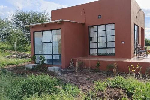 Kichuguu farmstay cottage in Tsavo Kichuguu farmstay cottage in Tsavo