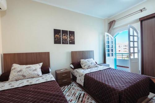 Hurghada -el saqala - El Madaris Street -beside shams coffee