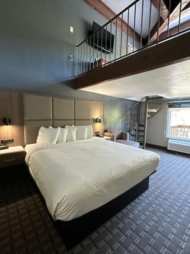 دايز إن آند سويتس باي ويندهام داون تاون جاتلنبيرج باركواي (Days Inn & Suites by Wyndham Downtown Gatlinburg Parkway) in جاتلينبرج دايز إن آند سويتس باي ويندهام داون تاون جاتلنبيرج باركواي (Days Inn & Suites by Wyndham Downtown Gatlinburg Parkway) in جاتلينبرج
