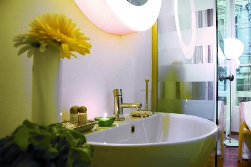 This photo about Residenza D'Epoca di Palazzo Cicala shared on HyHotel.com