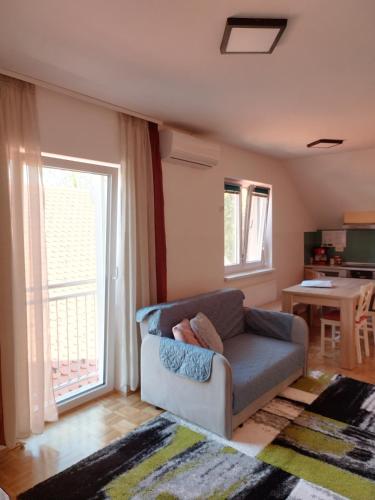 מרפסת, Apartment Stella in דולנסקה טופליצ'ה מרפסת, Apartment Stella in דולנסקה טופליצ'ה