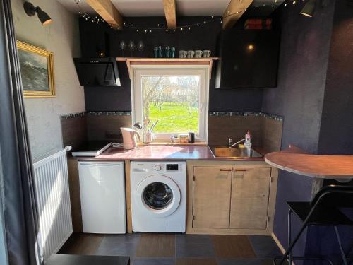 Konyha, Svītrainās mājas (Svitrainas majas) in Pavilosta Konyha, Svītrainās mājas (Svitrainas majas) in Pavilosta