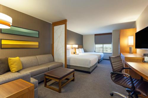 Hyatt Place Chicago Midway Airport in Chicago Midway International Airport Hyatt Place Chicago Midway Airport in Chicago Midway International Airport