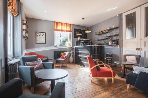 Au Bout Du Quai in Granville Au Bout Du Quai in Granville