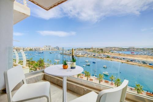 Stunning Apartment with Valletta and Harbour Views
