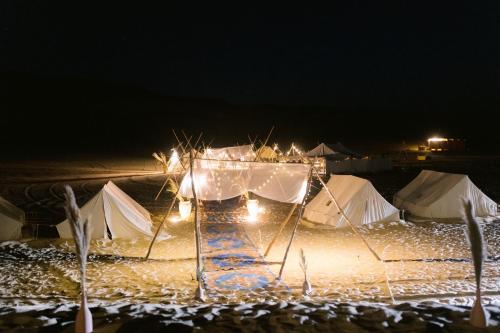 Tzila Camp in Faiyum Tzila Camp in Faiyum