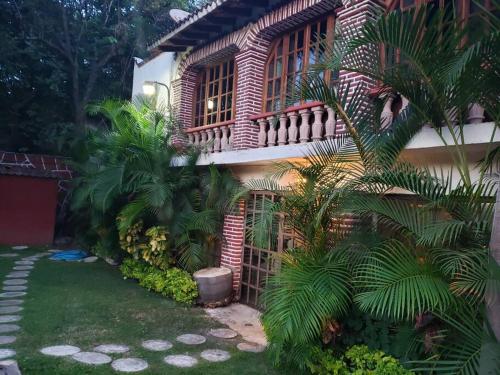 Casa Temazcal Cuernavaca - Con Alberca y Temazcal in 克里瑟里奥阿拉尼斯 Casa Temazcal Cuernavaca - Con Alberca y Temazcal in 克里瑟里奥阿拉尼斯