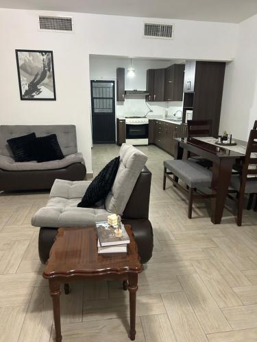 Casa 4 Personas, céntrica, patio amplio (Casa 4 Personas, centrica, patio amplio) in Gomez Palacio Casa 4 Personas, céntrica, patio amplio (Casa 4 Personas, centrica, patio amplio) in Gomez Palacio