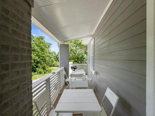 7-Bedrooms Spacious House near Downtown w Parking near Aaron's Amphitheatre at Lakewood 7-Bedrooms Spacious House near Downtown w Parking near Aaron's Amphitheatre at Lakewood