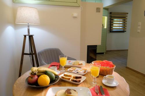 Dryas Guesthouse in Polydrosos Dryas Guesthouse in Polydrosos