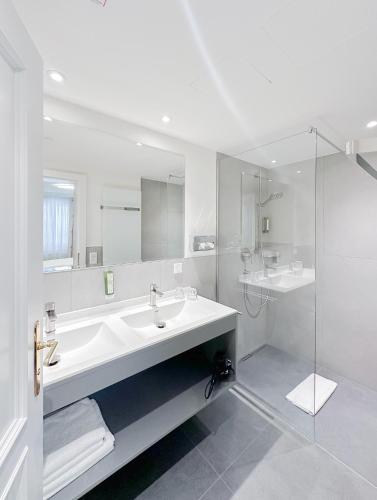 Hotel Elefant near Harangjáték Hotel Elefant near Harangjáték