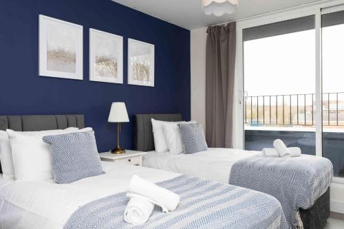 Weekly Monthly Discount Free Parking Sleeps 3