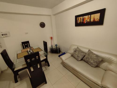 GURUS FR | Apartamento cerca al Aeropuerto y Terminal 2 Hab in 하르딘 GURUS FR | Apartamento cerca al Aeropuerto y Terminal 2 Hab in 하르딘