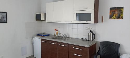 ห้องครัว, Apartmán HANA , Česká Třebová (Apartman HANA , Ceska Trebova) in เมสโต ห้องครัว, Apartmán HANA , Česká Třebová (Apartman HANA , Ceska Trebova) in เมสโต