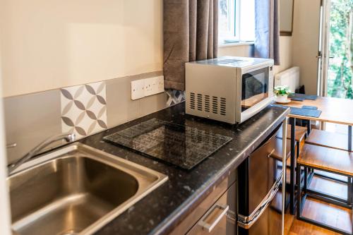 Windermere Studio Rooms - with Free Car Parking Onsite in Windermere Windermere Studio Rooms - with Free Car Parking Onsite in Windermere