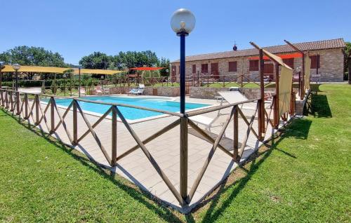 Lovely Home In Porchiano With Kitchen