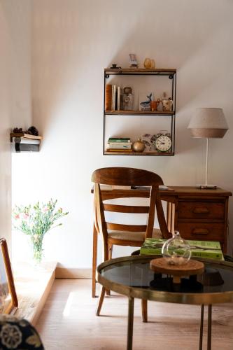 La petite madeleine - Chambre d'hôtes & spa (La petite madeleine - Chambre d'hotes & spa) in Saint Gengoux De Scisse La petite madeleine - Chambre d'hôtes & spa (La petite madeleine - Chambre d'hotes & spa) in Saint Gengoux De Scisse