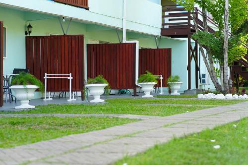 נוף חוץ, Palm Garden Hotel Barbados in קרייסט צ'רץ' נוף חוץ, Palm Garden Hotel Barbados in קרייסט צ'רץ'