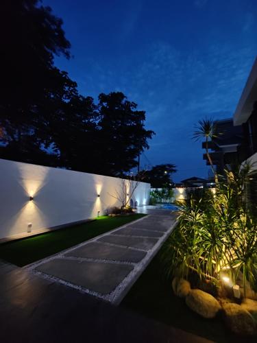 Kert, Ipoh Eden Pool Villa Suites near Birch Emlékmű Toronyóra Kert, Ipoh Eden Pool Villa Suites near Birch Emlékmű Toronyóra