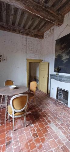 Instalaciones, Logis La Vachère (Logis La Vachere) in Avallon Instalaciones, Logis La Vachère (Logis La Vachere) in Avallon