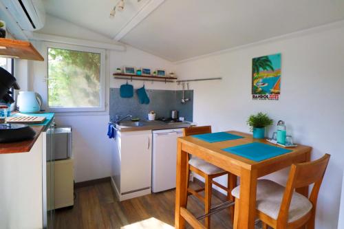 кухня, Le Mas de Bertagne in Жеменос кухня, Le Mas de Bertagne in Жеменос