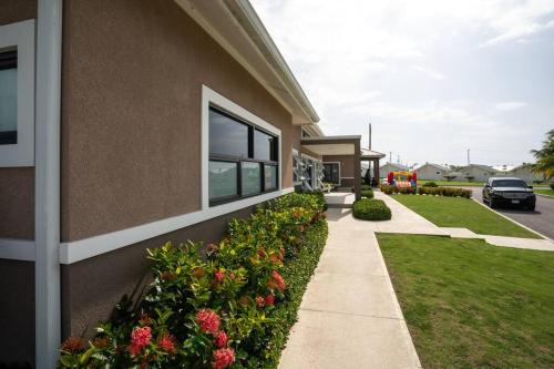 Jamaica Reggae Villa in Lucea Jamaica Reggae Villa in Lucea