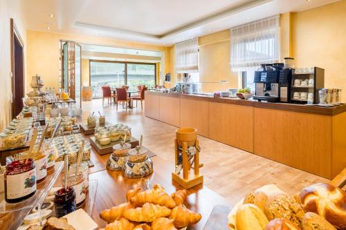 طعام و مشروبات, Hotel Straubs Schone Aussicht in Klingenberg am Main طعام و مشروبات, Hotel Straubs Schone Aussicht in Klingenberg am Main