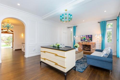 Villa Đà Lạt Luxury Khởi Nghĩa Bắc Sơn Gần Chợ Đêm - Gần Hồ Xuân Hương (Villa Đa Lat Luxury Khoi Nghia Bac Son Gan Cho Đem - Gan Ho Xuan Huong) in Dalat Villa Đà Lạt Luxury Khởi Nghĩa Bắc Sơn Gần Chợ Đêm - Gần Hồ Xuân Hương (Villa Đa Lat Luxury Khoi Nghia Bac Son Gan Cho Đem - Gan Ho Xuan Huong) in Dalat