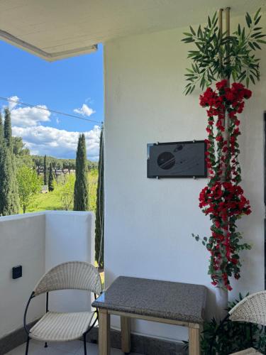 Balcony/terrace, Flower Garden House in Monte Porzio Catone Balcony/terrace, Flower Garden House in Monte Porzio Catone