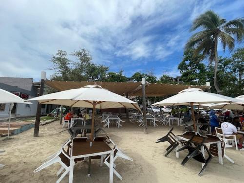 Restaurant, Hotel Costa Linda Beach Boca Chica in Boca Chica Restaurant, Hotel Costa Linda Beach Boca Chica in Boca Chica