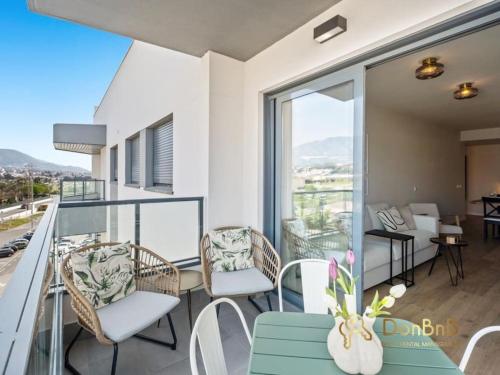 Erkély/terasz, 3 bedrooms Mijas Suite apartment with pool in Las Lagunas Erkély/terasz, 3 bedrooms Mijas Suite apartment with pool in Las Lagunas