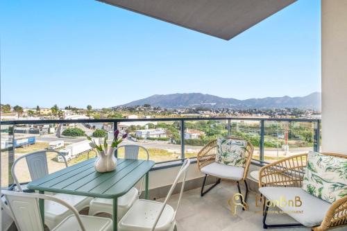 Erkély/terasz, 3 bedrooms Mijas Suite apartment with pool in Las Lagunas Erkély/terasz, 3 bedrooms Mijas Suite apartment with pool in Las Lagunas