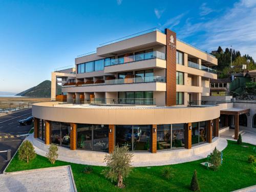 Зовнішній вигляд готелю, Hotel De‘Andros Virpazar in Бар Зовнішній вигляд готелю, Hotel De‘Andros Virpazar in Бар