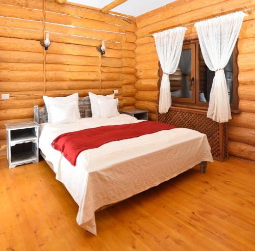 Domeniul Haiducilor Bucovina in Suceava Domeniul Haiducilor Bucovina in Suceava