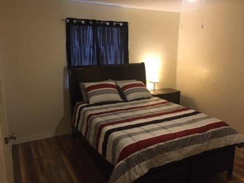 Upstairs 1-Bedroom Apartment Near Fort Sill! in 羅頓 (OK) Upstairs 1-Bedroom Apartment Near Fort Sill! in 羅頓 (OK)