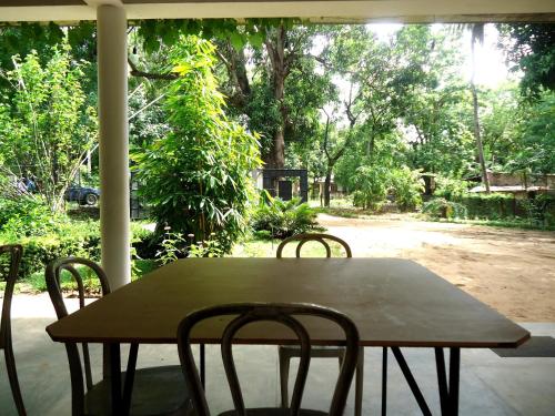 This photo about 32 Themansala Rest shared on HyHotel.com