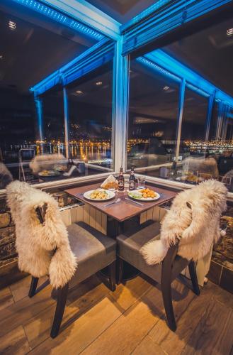Bar/lounge, Lennox Ushuaia in Ushuaia Bar/lounge, Lennox Ushuaia in Ushuaia