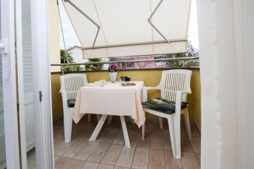 This photo about Apartments Davorka shared on HyHotel.com