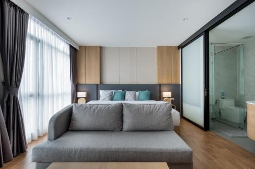 WEG NaiThon Beach in Naithon WEG NaiThon Beach in Naithon