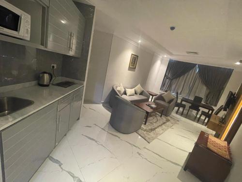 Continental Suite Farwaniya in Kuwait Airport Zone Continental Suite Farwaniya in Kuwait Airport Zone